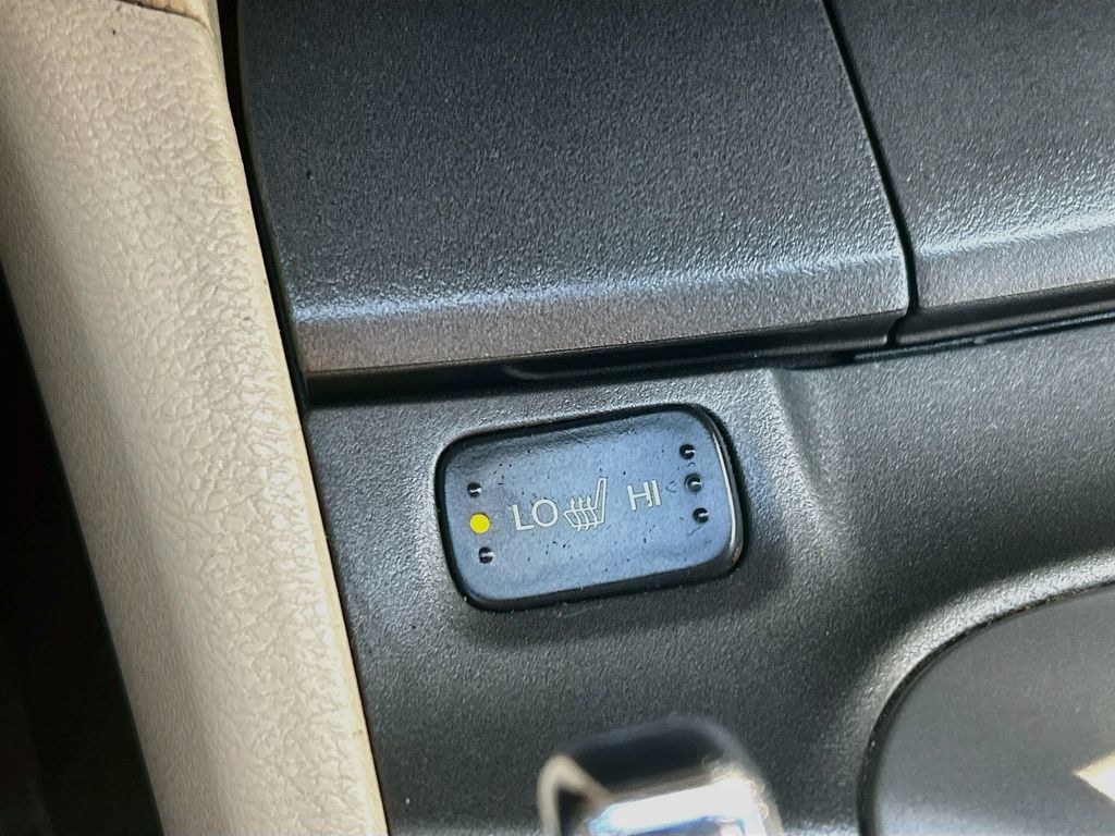 Used 2010 Honda Crosstour EX-L image 18