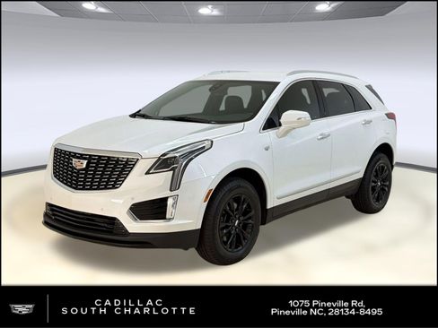 Used 2021 Cadillac XT5 Luxury FWD image 1