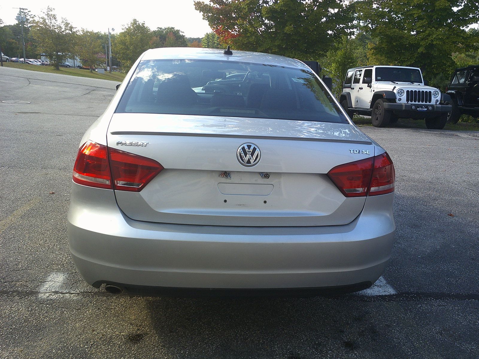 Used 2013 Volkswagen Passat TDI SE FWD image 7