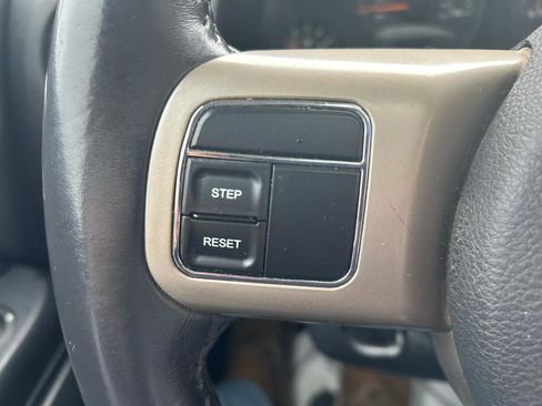 Used 2016 Jeep Patriot 75th Anniversary w/ Power Value Group FWD image 19