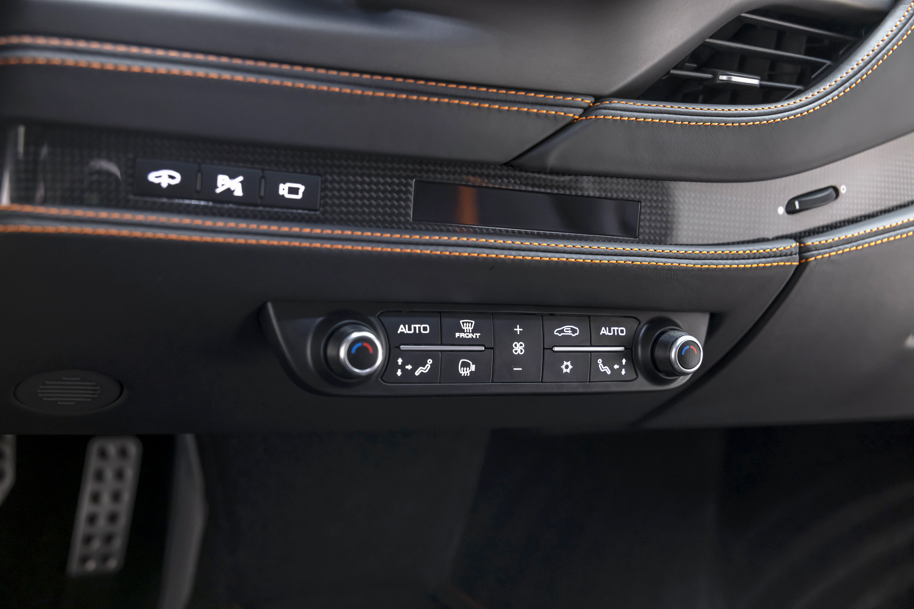 Certified 2021 Ferrari F8 Tributo RWD image 61