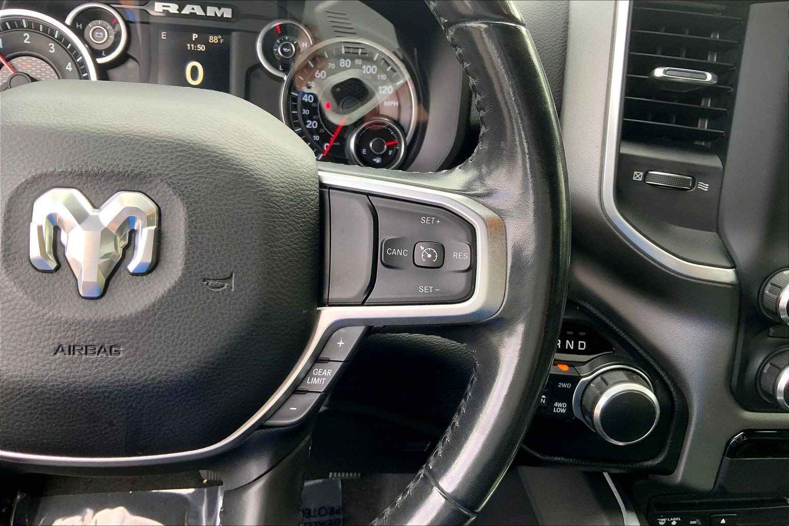 Used 2019 RAM 1500 Big Horn AWD/4WD image 23