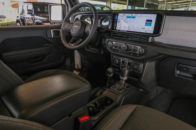 Used 2024 Jeep Wrangler Unlimited w/ Convenience Group AWD/4WD image 35