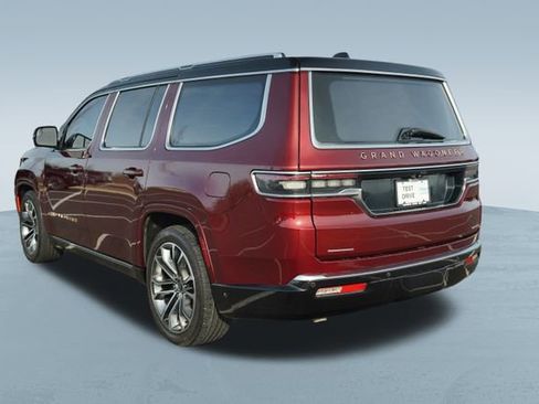 Used 2022 Jeep Grand Wagoneer Series III image 6