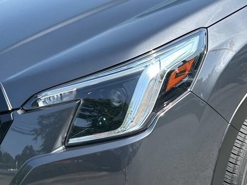 Used 2024 Subaru Forester AWD/4WD image 9