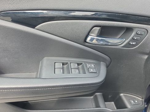 Used 2021 Honda Passport Touring image 19