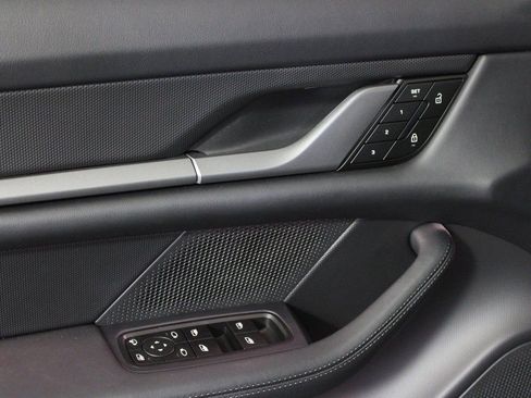 Certified 2025 Porsche Taycan 4 image 16