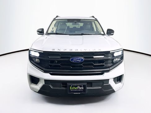 Used 2025 Ford Expedition Max Active image 2
