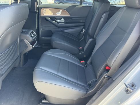 New 2025 Mercedes-Benz GLS 450 4MATIC image 30