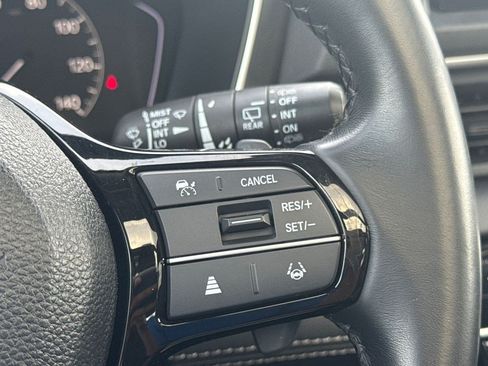 Certified 2023 Honda Pilot Touring image 27