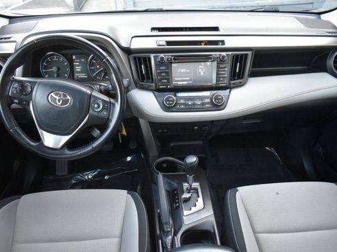 Used 2016 Toyota RAV4 XLE FWD image 15