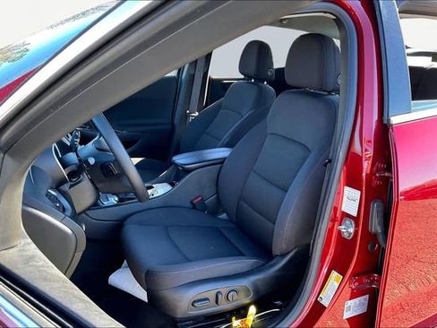 Used 2024 Chevrolet Malibu LT image 15