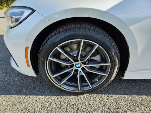 Used 2022 BMW 330i xDrive Sedan w/ Premium Package 2 image 25