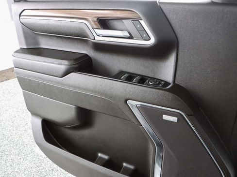 Used 2024 Chevrolet Silverado 1500 LT Trail Boss w/ LT Trail Boss Premium Package image 24