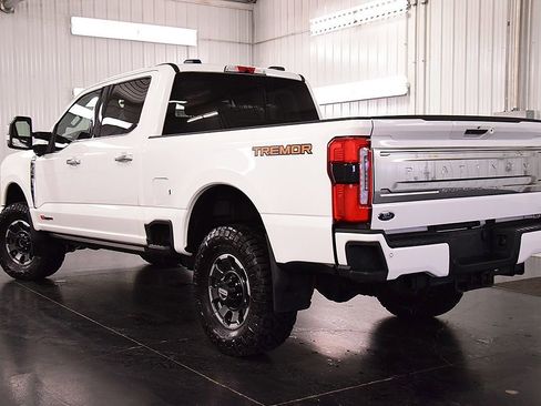 Used 2024 Ford F350 Platinum w/ Tremor Off-Road Package AWD/4WD image 5