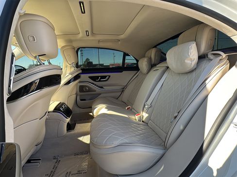 Used 2021 Mercedes-Benz S 580 4MATIC Sedan image 13