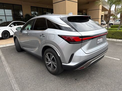 Used 2023 Lexus RX 350 Premium FWD image 4