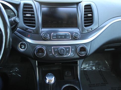 Used 2019 Chevrolet Impala LT image 14