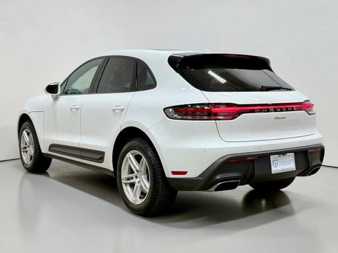 Used 2022 Porsche Macan AWD/4WD image 18