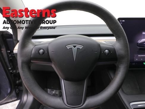 Used 2023 Tesla Model 3 Standard Range RWD image 10