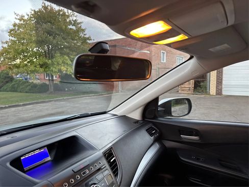 Used 2014 Honda CR-V EX image 18