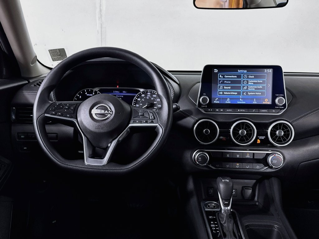Used 2025 Nissan Sentra SV FWD image 35