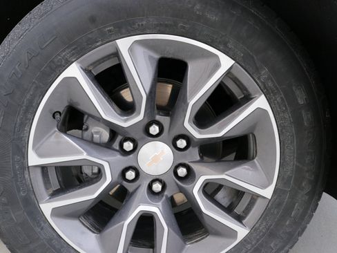 Used 2023 GMC Terrain SLT w/ Elevation Edition image 79