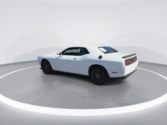 Used 2022 Dodge Challenger GT w/ Blacktop Package AWD/4WD image 7