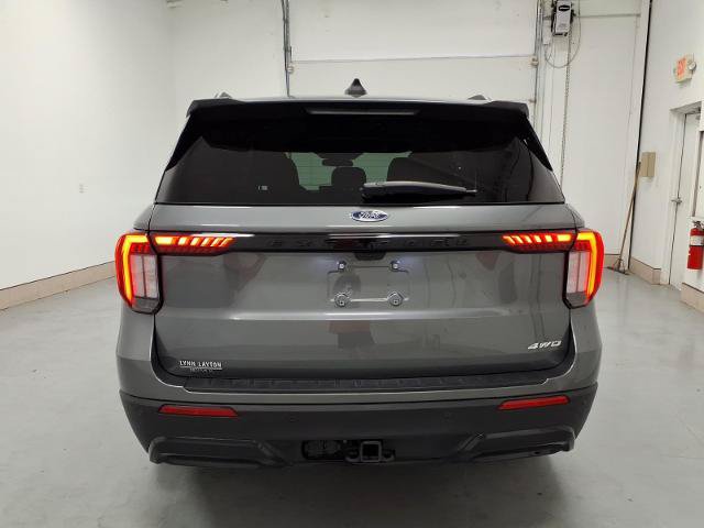 Certified 2025 Ford Explorer ST-Line w/ ST-Line Street Pack AWD/4WD image 4