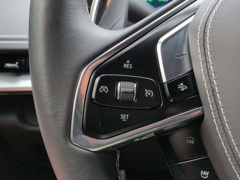 Used 2025 Chevrolet Corvette Z06 image 12