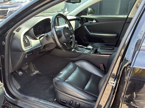 Used 2019 Kia Stinger RWD image 7