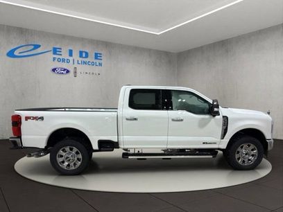 New 2026 Ford F350 Lariat w/ Lariat Premium Package