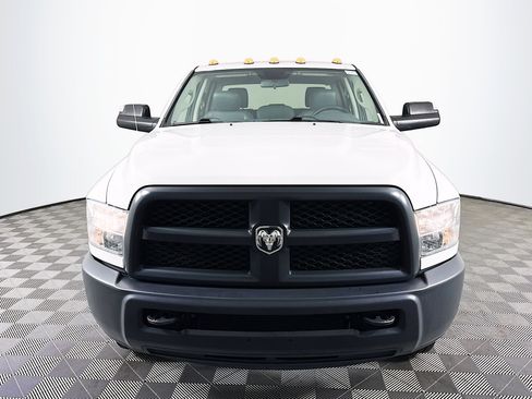 Used 2017 RAM 2500 Tradesman image 2