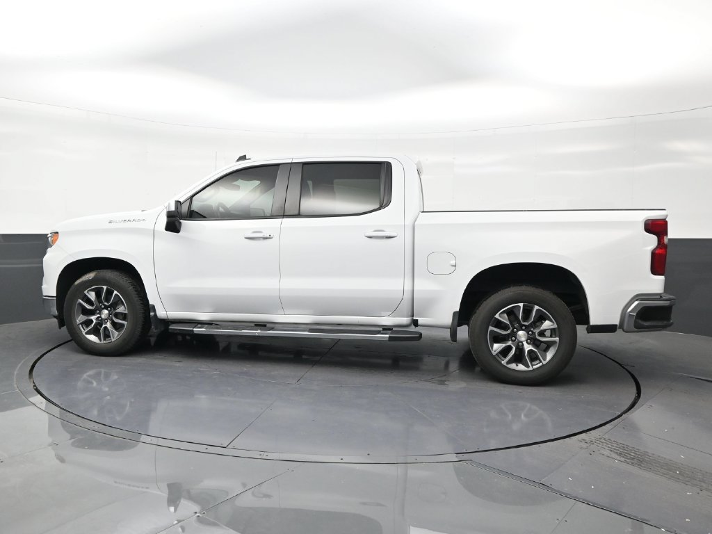 Used 2023 Chevrolet Silverado 1500 LT RWD image 2
