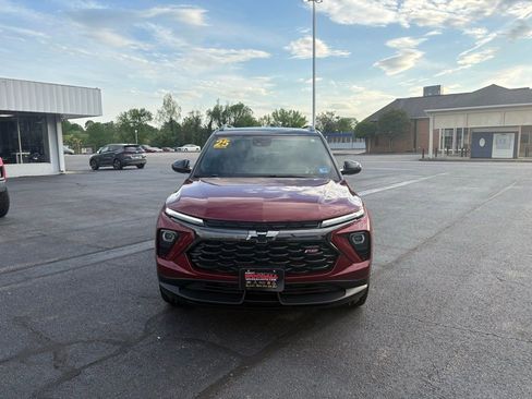 Used 2025 Chevrolet TrailBlazer RS w/ Convenience Package image 2