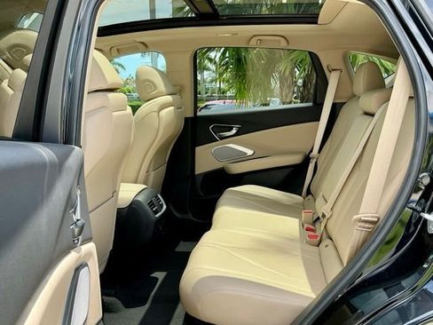 Certified 2023 Acura RDX FWD w/ Technology Package image 10