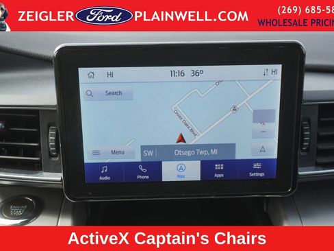 Used 2022 Ford Explorer XLT w/ Equipment Group 202A image 22