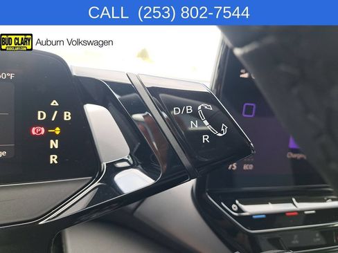 Used 2024 Volkswagen ID.4 2WD image 21