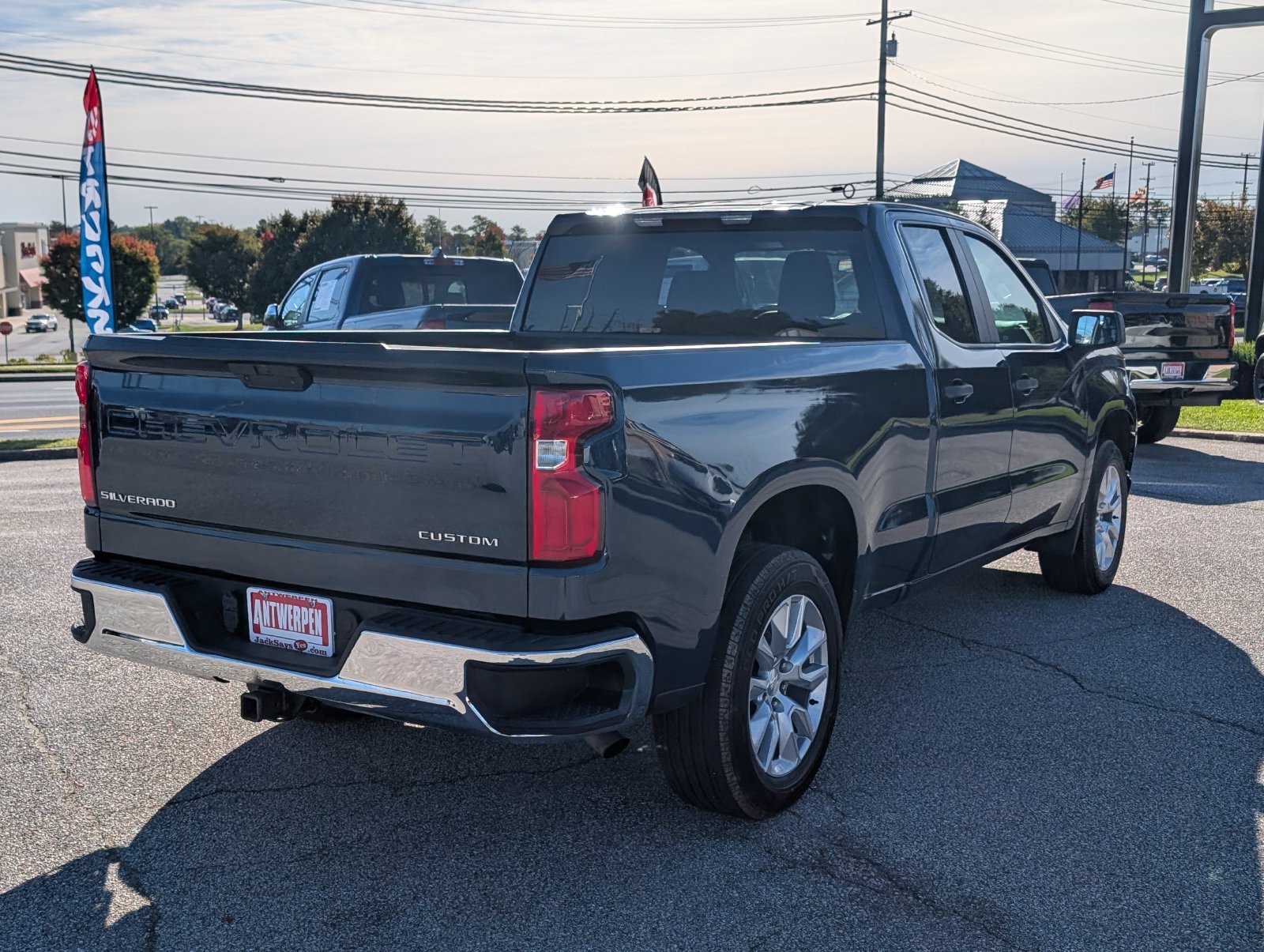 Used 2021 Chevrolet Silverado 1500 Custom AWD/4WD image 3