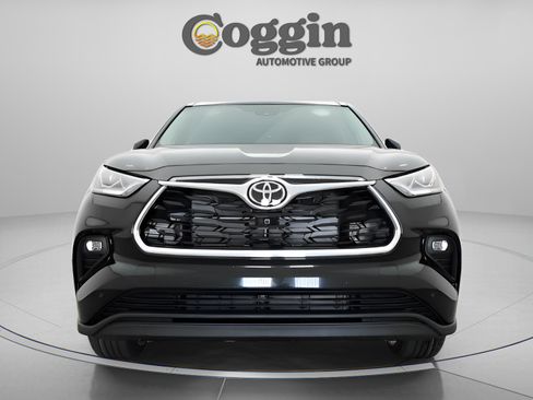 New 2026 Toyota Highlander Limited AWD/4WD image 30