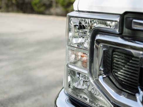 Used 2022 Ford F250 XLT image 12