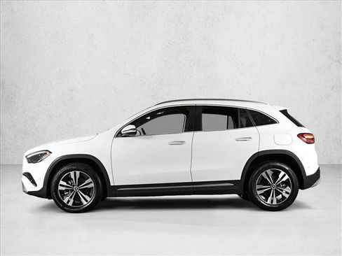 Certified 2025 Mercedes-Benz GLA 250 4MATIC image 8