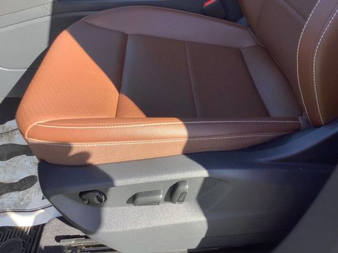 Used 2021 Volkswagen Atlas SE w/ Panoramic Sunroof Package image 44