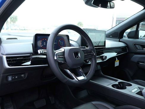 New 2026 Honda Prologue Touring image 2