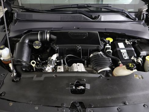 Used 2024 Jeep Compass Trailhawk AWD/4WD image 18