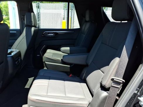 Used 2026 Chevrolet Tahoe RST w/ Comfort Package AWD/4WD image 14