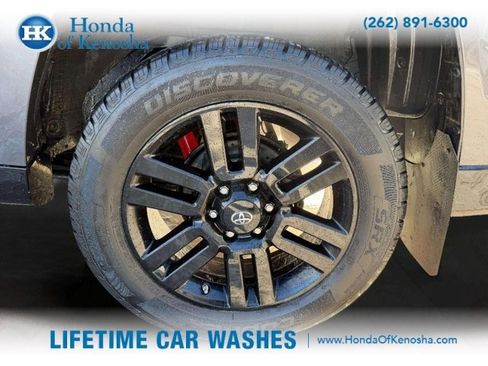 Used 2021 Toyota 4Runner Nightshade image 26