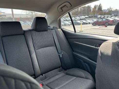 Used 2025 Toyota Camry LE image 36