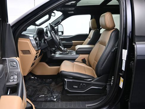 Used 2021 Ford F150 Lariat w/ FX4 Off-Road Package image 25