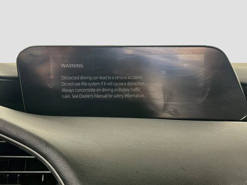 Used 2025 MAZDA MAZDA3 s FWD image 19